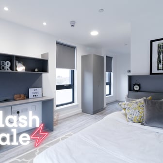 Classic Plus En Suite - Image 1